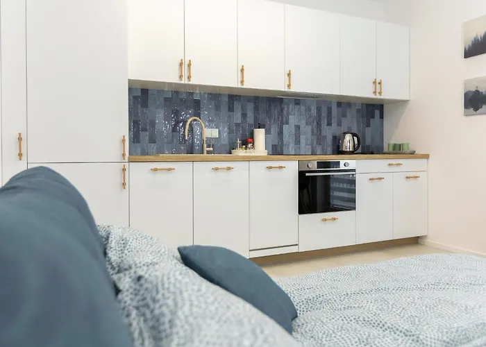 November, A4 Lejlighed